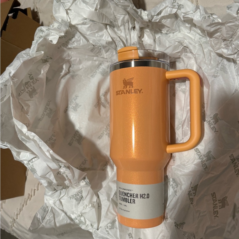 40 oz. Stanley Bellini Shimmer Quencher H2.0 Tumbler